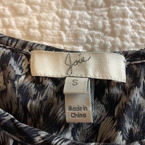 Joie adjustable strap top. - Picture 6 of 6